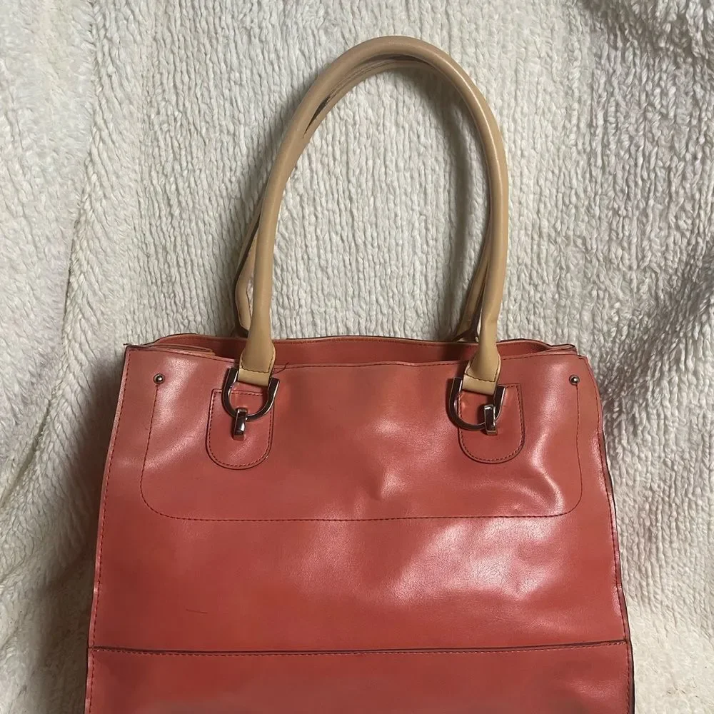London Fog Faux leather orange large tote bag beige straps silver tone hardwares